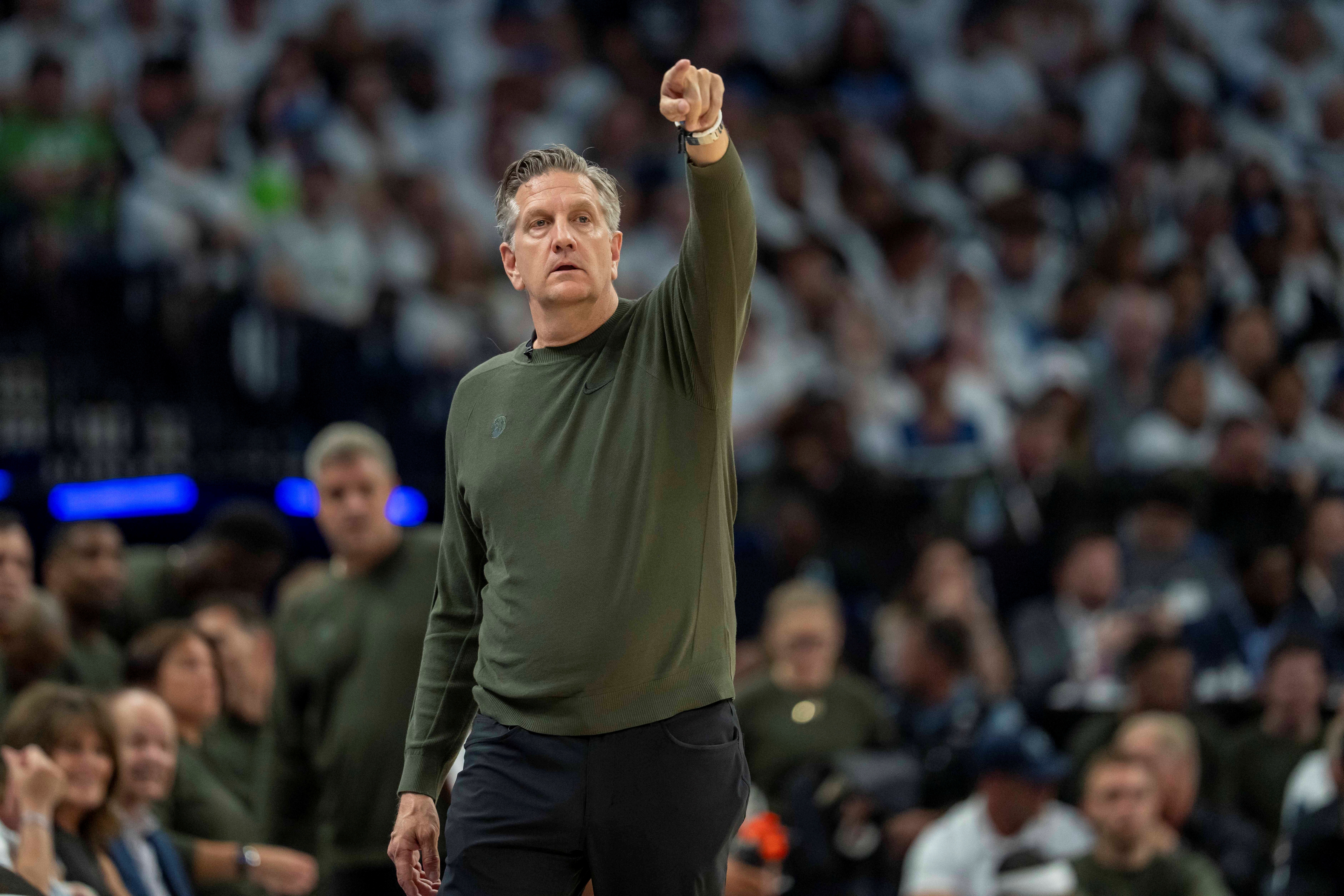 贝弗利：不管唐斯在或兰德尔在 芬奇都带领森林狼进入了西决