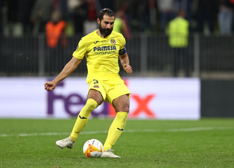 佩杜拉：比萨为阿尔比奥尔提供合同报价，球员9月将年满40岁