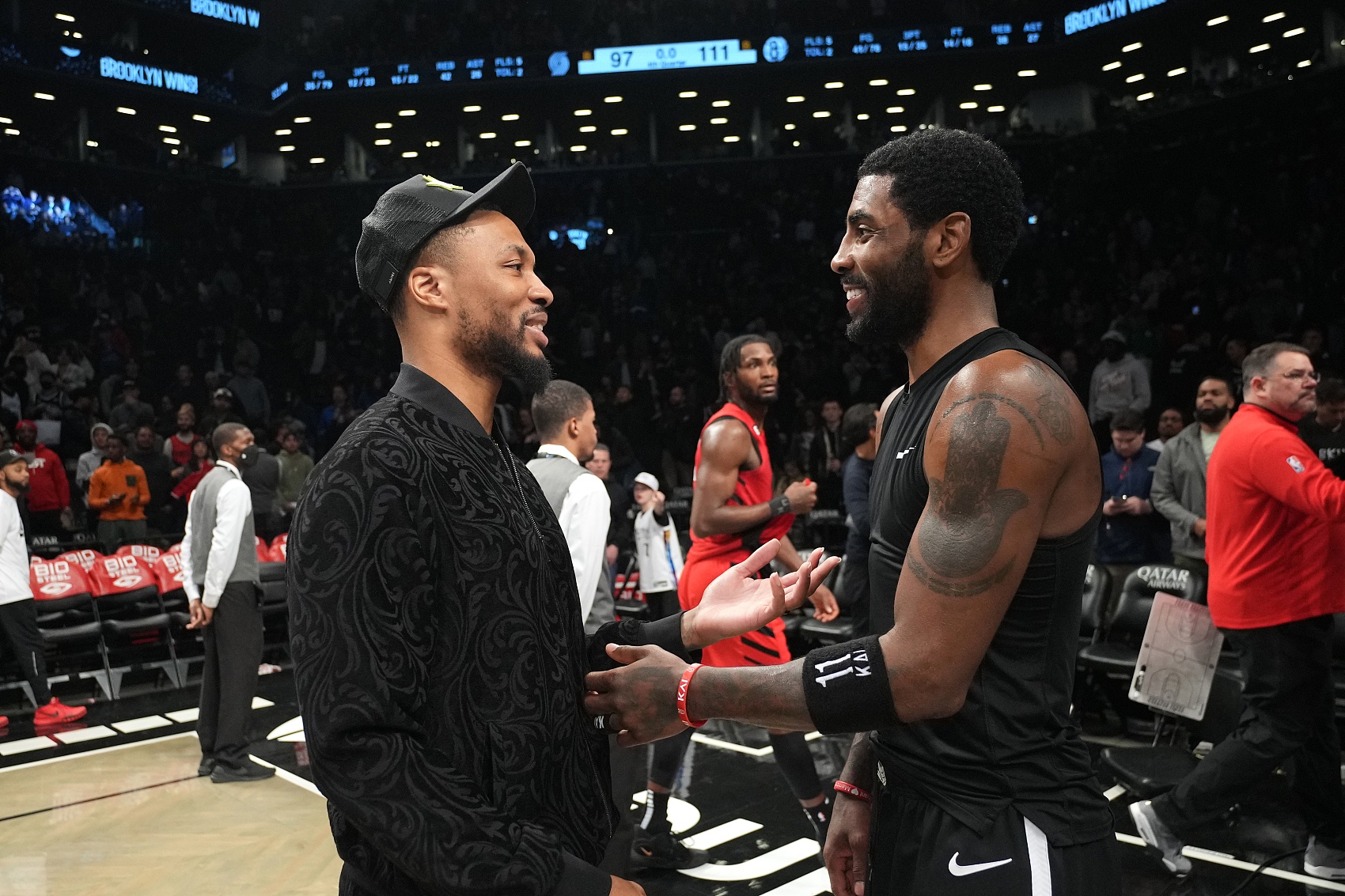 阿里纳斯：利拉德7次最佳阵而欧文3次 前者若在大市场双方没得比