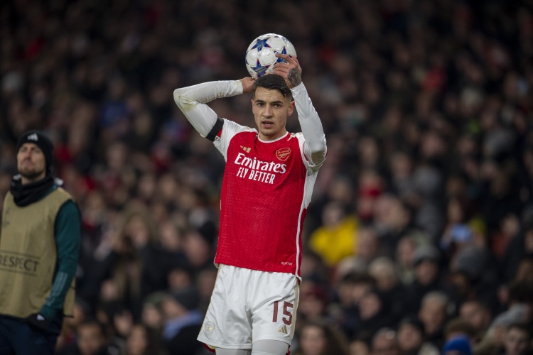 记者：波尔图接近租借+强制买断签基维奥尔，总价最高达2600万欧