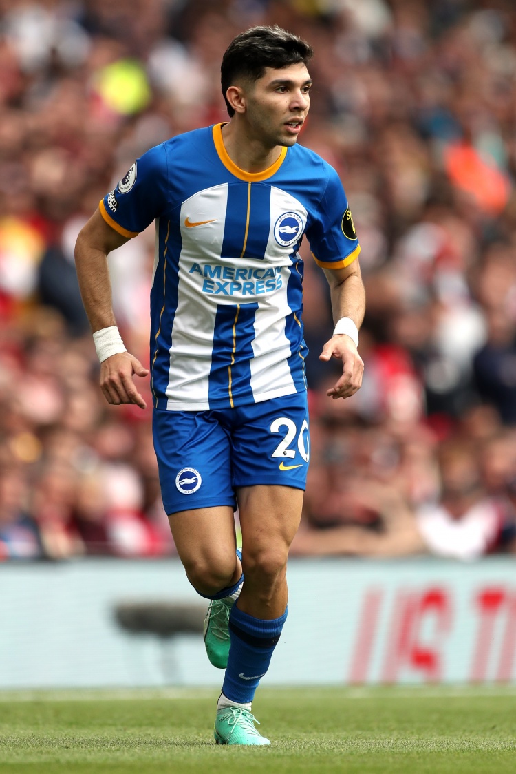 队报：因今年6月接受的膝盖手术，恩西索转会斯特拉斯堡告吹