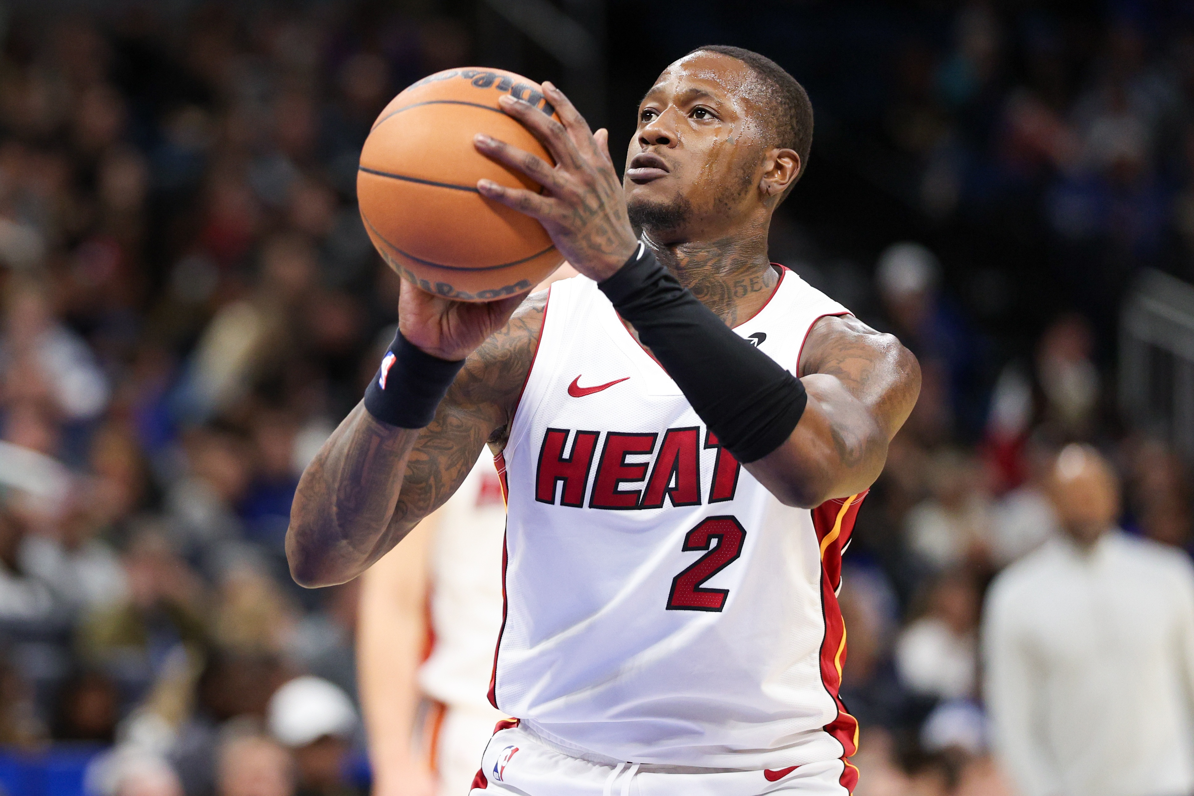 美记：热火对买断罗齐尔有一定兴趣 但目前来看买断不会很快发生