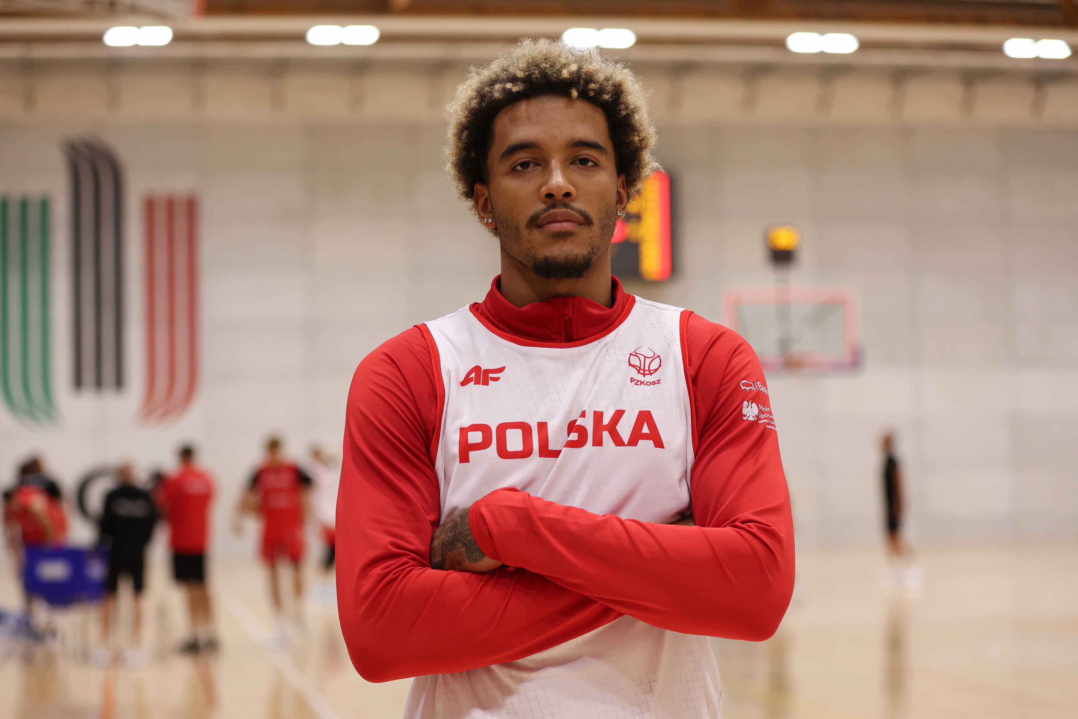 小腿受伤无缘欧锦赛 波兰首胜后索汉发推：！！！！！！Let's go