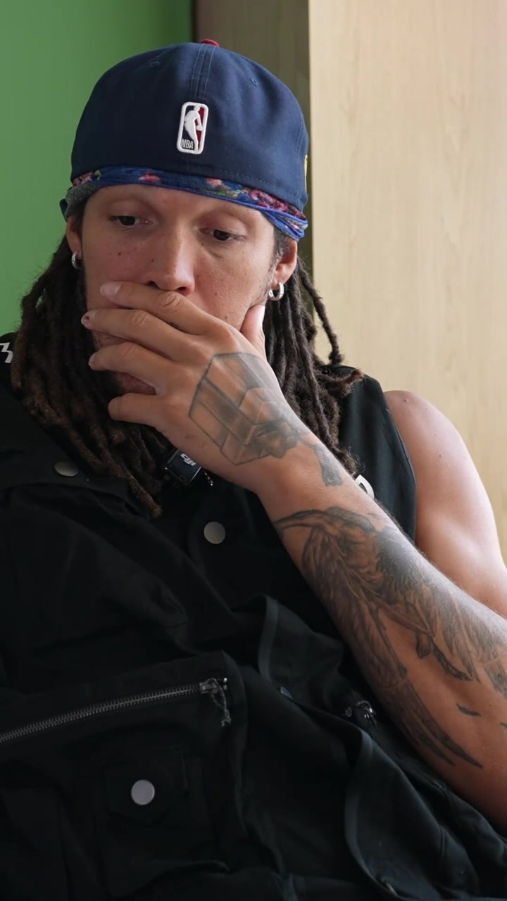 约基奇和魔术师谁是更好的传球手？戈登：约老师 他更高&更愿尝试