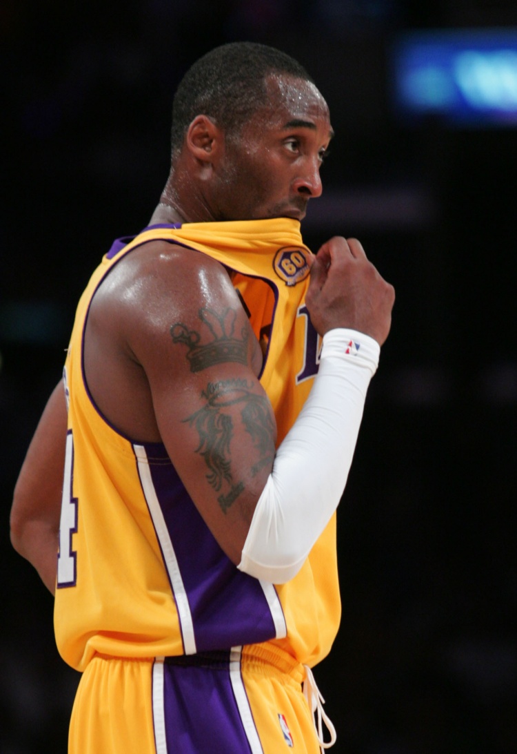 泰伦-卢：科比每天都想成为最棒的球员 每次来新人他都要进行单挑