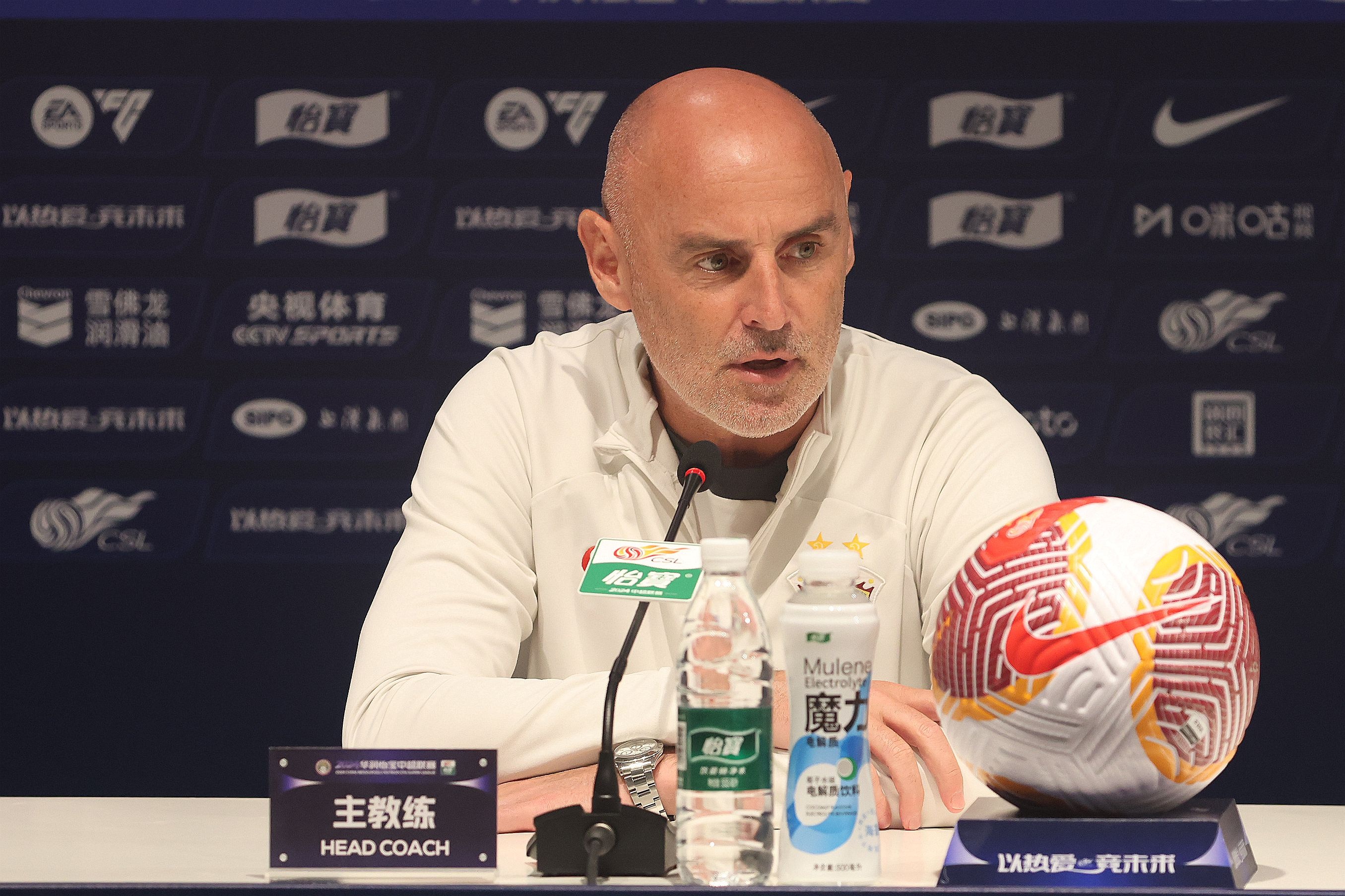 记者评海港惨败：30分钟后就已没悬念 球队配置欠合理&实力欠火候