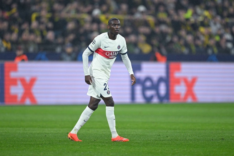 记者：穆阿尼今夏一直渴望永久转会尤文，但后者未能与巴黎达协议