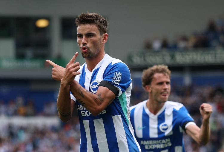 记者：布莱顿中场奥莱利纯租借加盟马赛，无买断条款