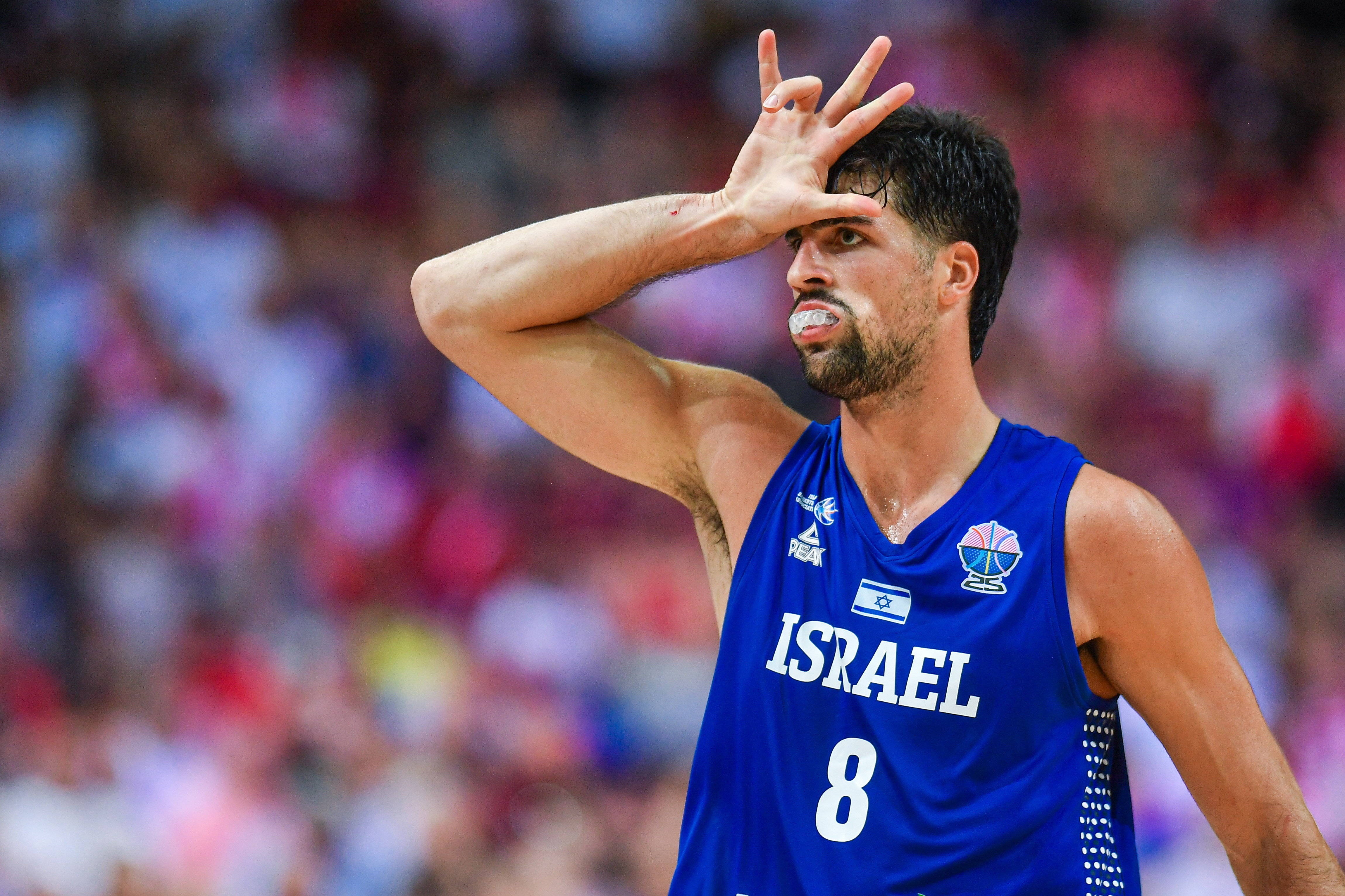 稳定发挥！阿夫迪亚15中8拿下22分3板4助1断