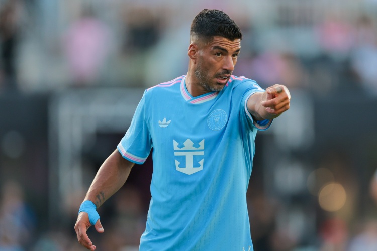 5年前曾称赞劳塔罗，苏亚雷斯改口：劳塔罗？我更喜欢阿尔瓦雷斯