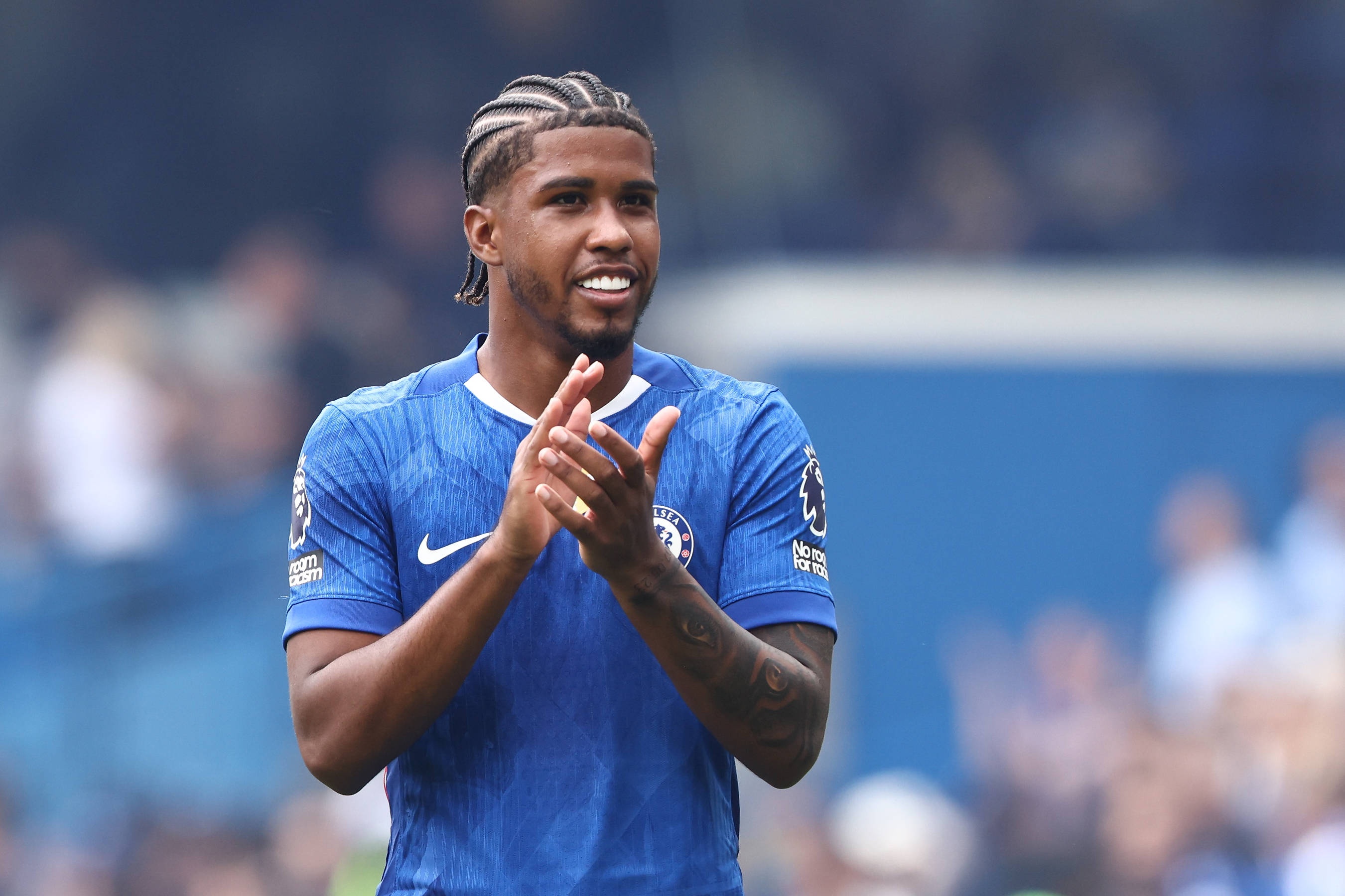 安德烈-桑托斯：确实收到沙特报价但我果断拒绝了，我想踢世界杯