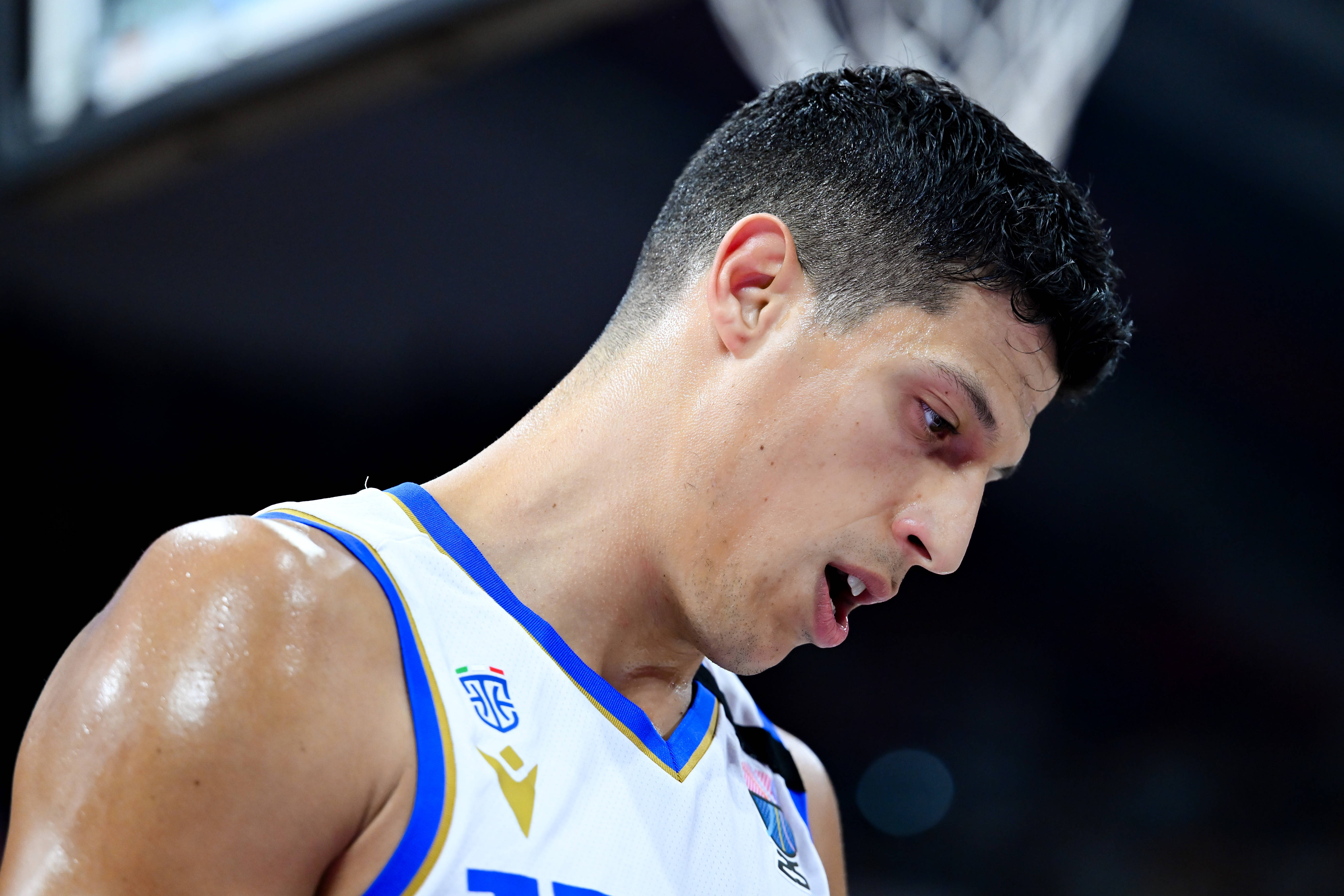 难阻失利！丰泰基奥15中8拿到全队最高22分加5板3断 三分10中4