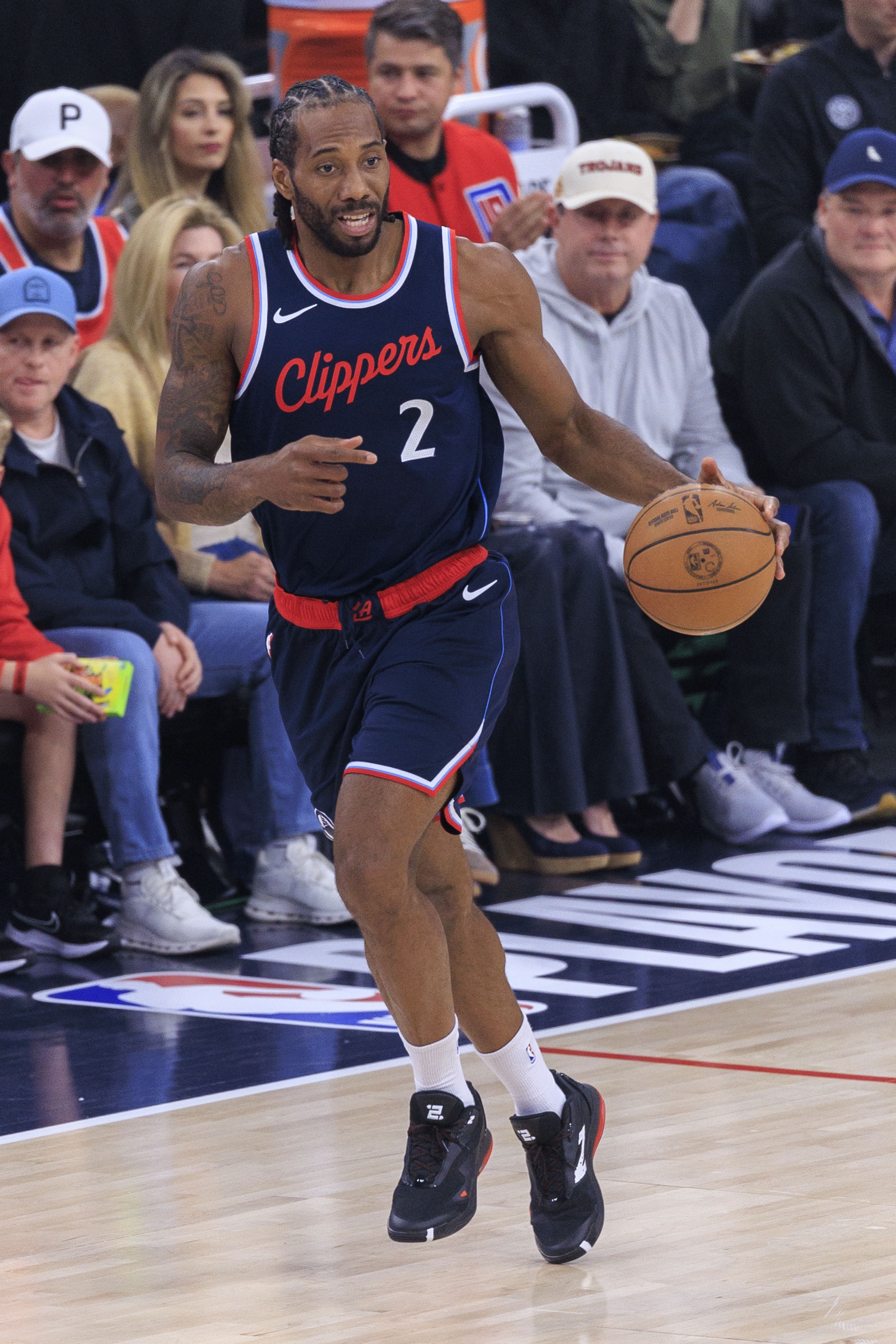 等吧！名记：NBA聘律所调查小卡事件 但未就得出结论设定最后期限