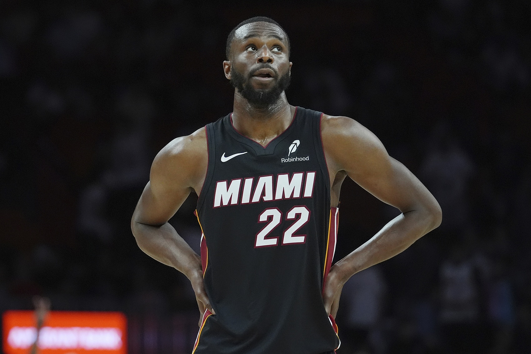 记者谈维金斯交易传闻：一直没进展 热火要价很高&湖人不想出首轮