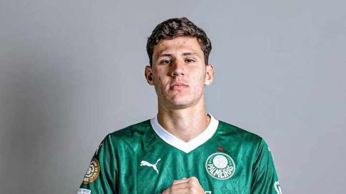 世体：巴萨考察帕尔梅拉斯中卫贝内德蒂，有消息称愿意掏1200万欧