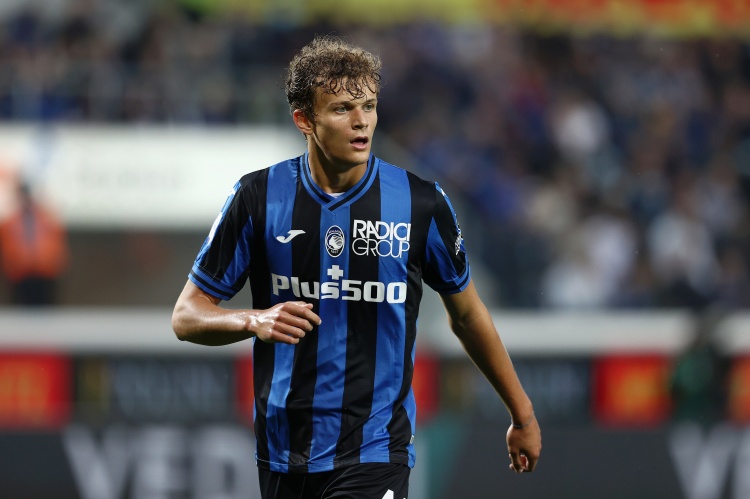 斯基拉：纽卡曾4000万欧报价斯卡尔维尼，被亚特兰大拒绝