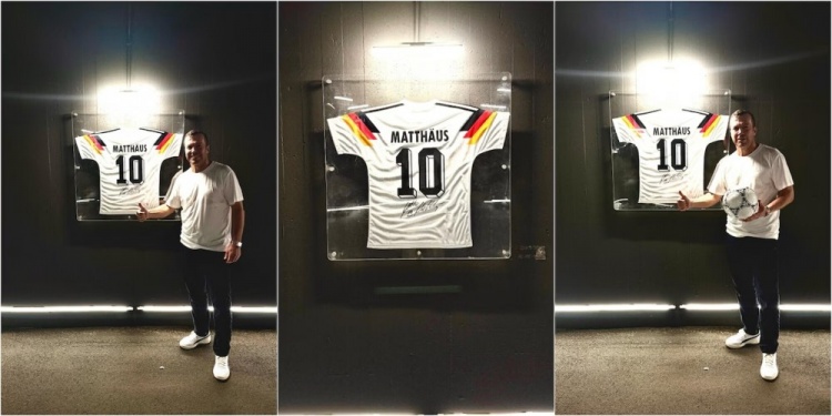 马特乌斯捐球衣在罗马奥林匹克球场展览，曾在这赢得世界杯欧洲杯