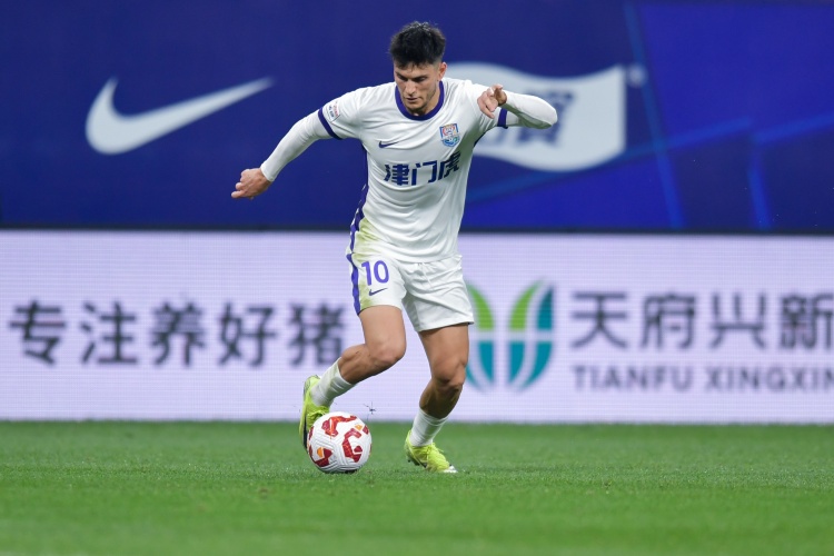 记者：津门虎外援萨尔瓦多确诊为大腿拉伤，无缘周日对阵新鹏城