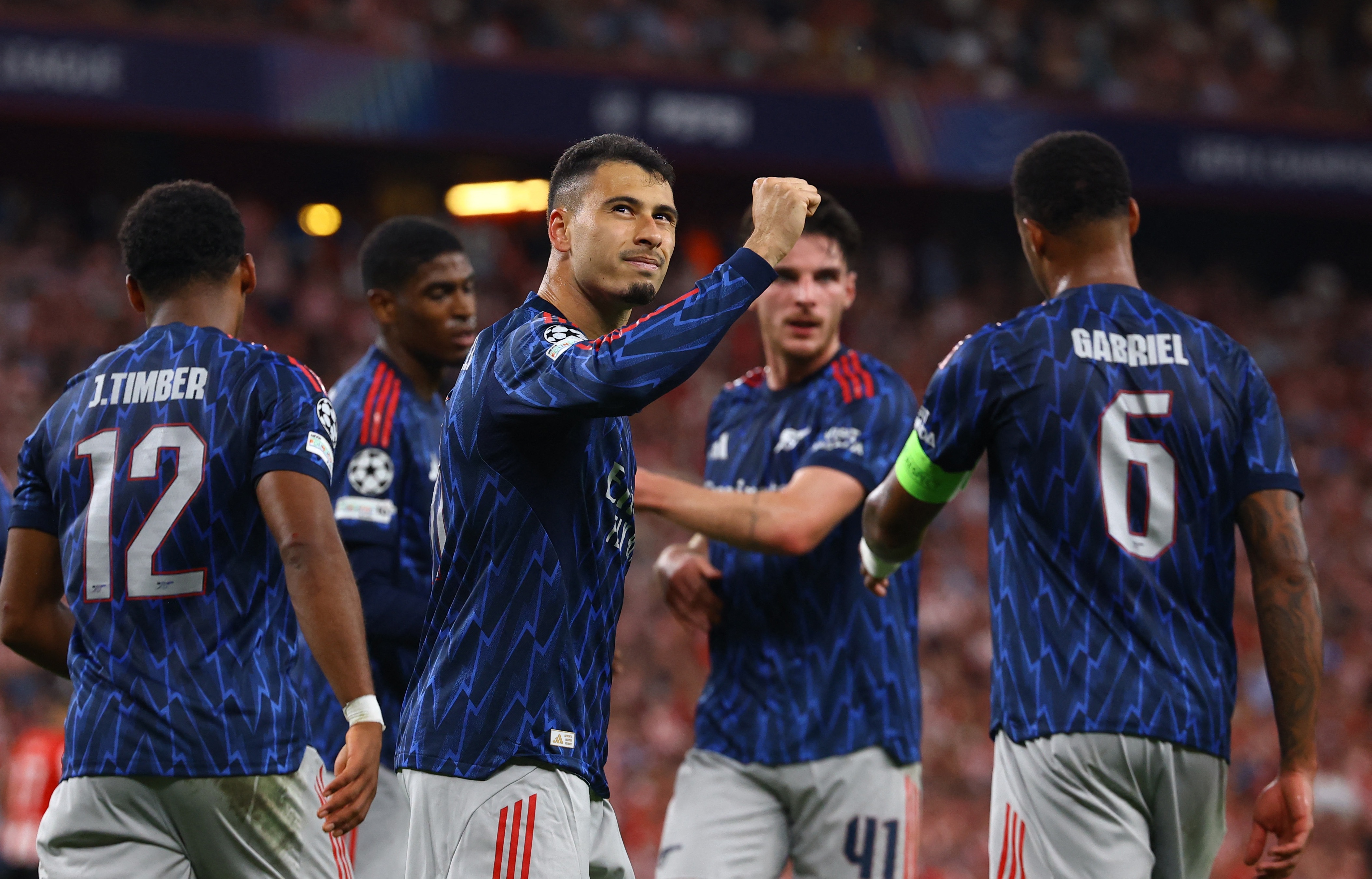 马丁内利：我只是试图找到空当，阿森纳踢得更高效