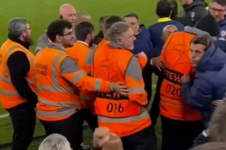 欧足联发言人：将调查马竞工作人员吐口水，利物浦需提供事件录像