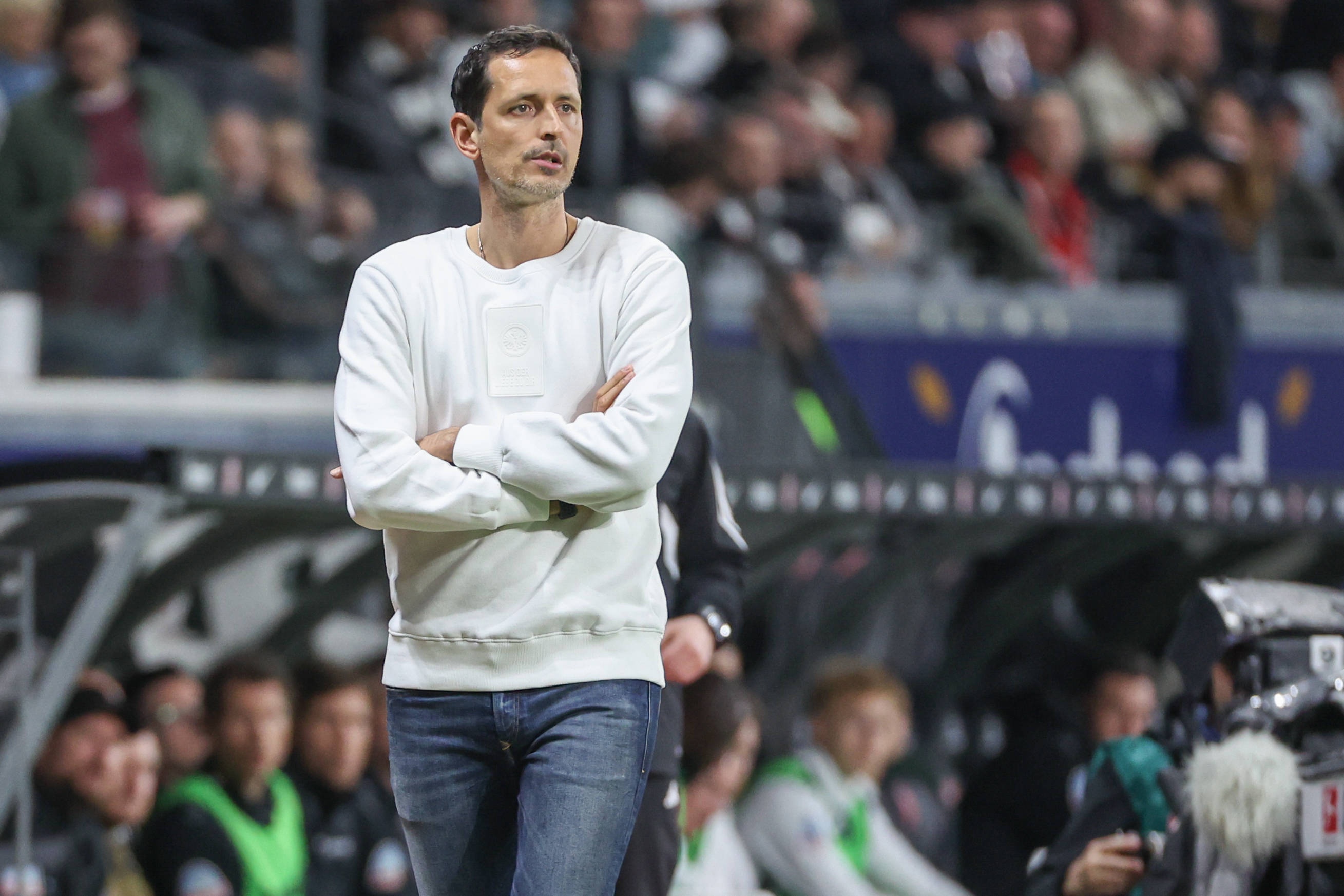 法兰克福主帅：大胜加拉塔萨雷后收到穆勒的祝贺，他鼓励我们继续