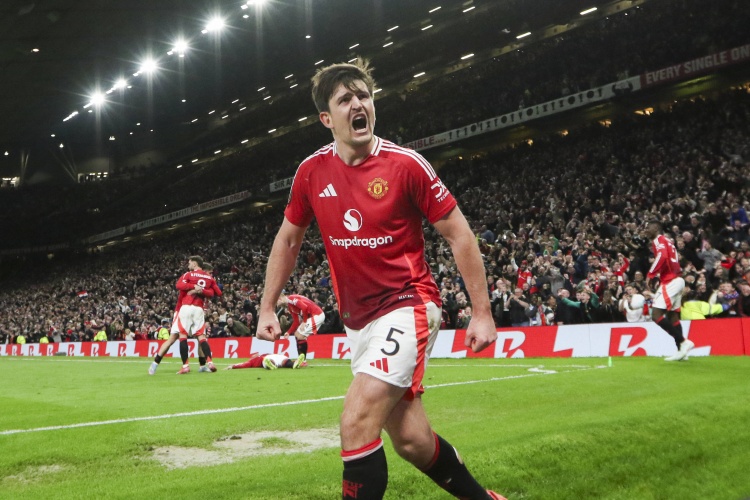 马奎尔：相信舍什科已经感受到很大压力，他可能需要时间适应