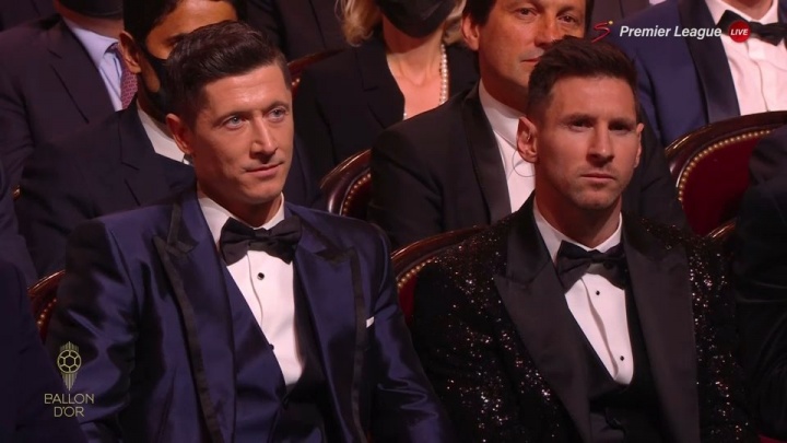 巅峰难再…莱万21年金球第2惜败梅西+20年被取消，现已37岁排名17