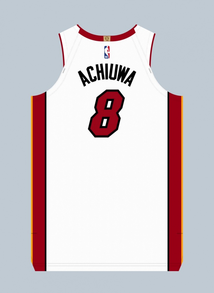 签一年合同！球衣记者：阿丘瓦在热火穿8号球衣