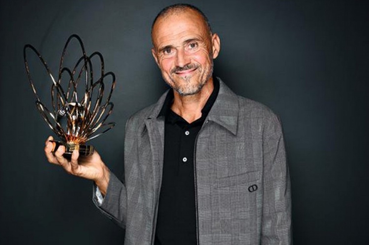 恩里克：我对妻子和孩子都很严格，所以你可以想象我对球员的要求