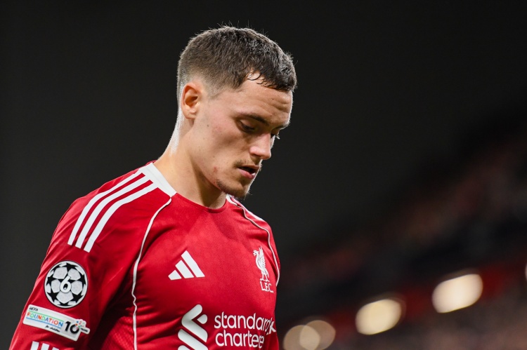 评论员：红军试图将维尔茨硬塞进阵容，状态未见起色反而有些退步