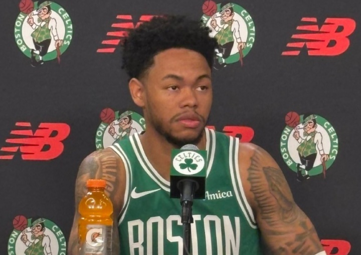 A-西蒙斯：马祖拉一直鼓励我 说我的防守其实没有那么烂