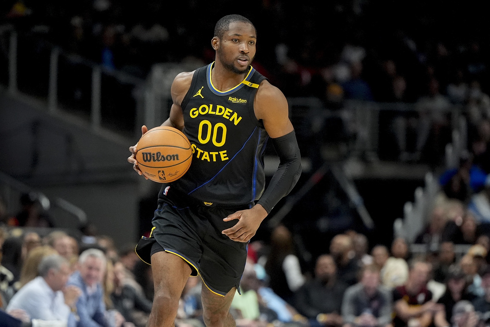 受限制自由球员尘埃落定！格莱姆斯托马斯资质报价 库明加2年合同