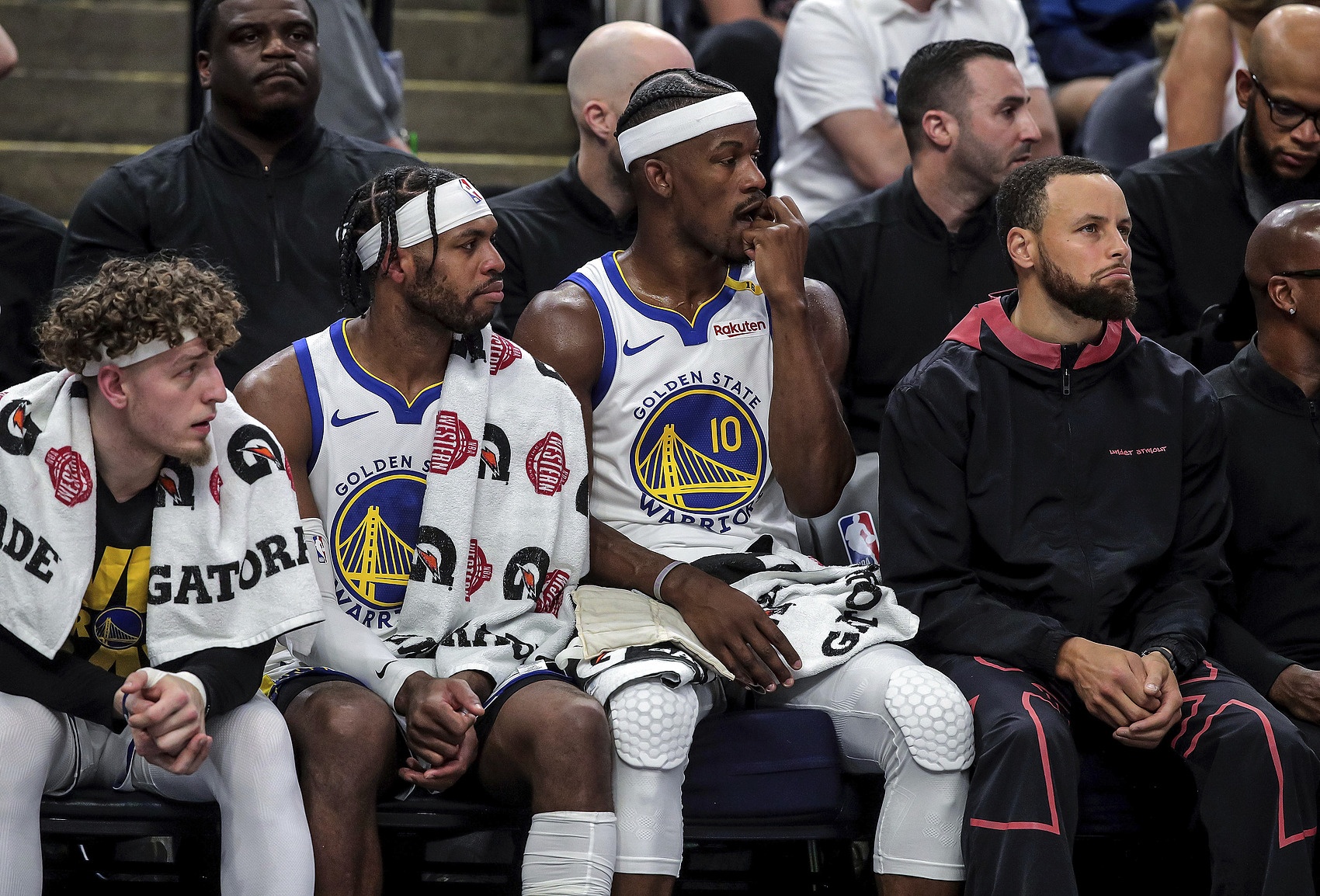 铁林：勇士比快船还老&也就附加赛水平 巴特勒常规赛没法再划水了