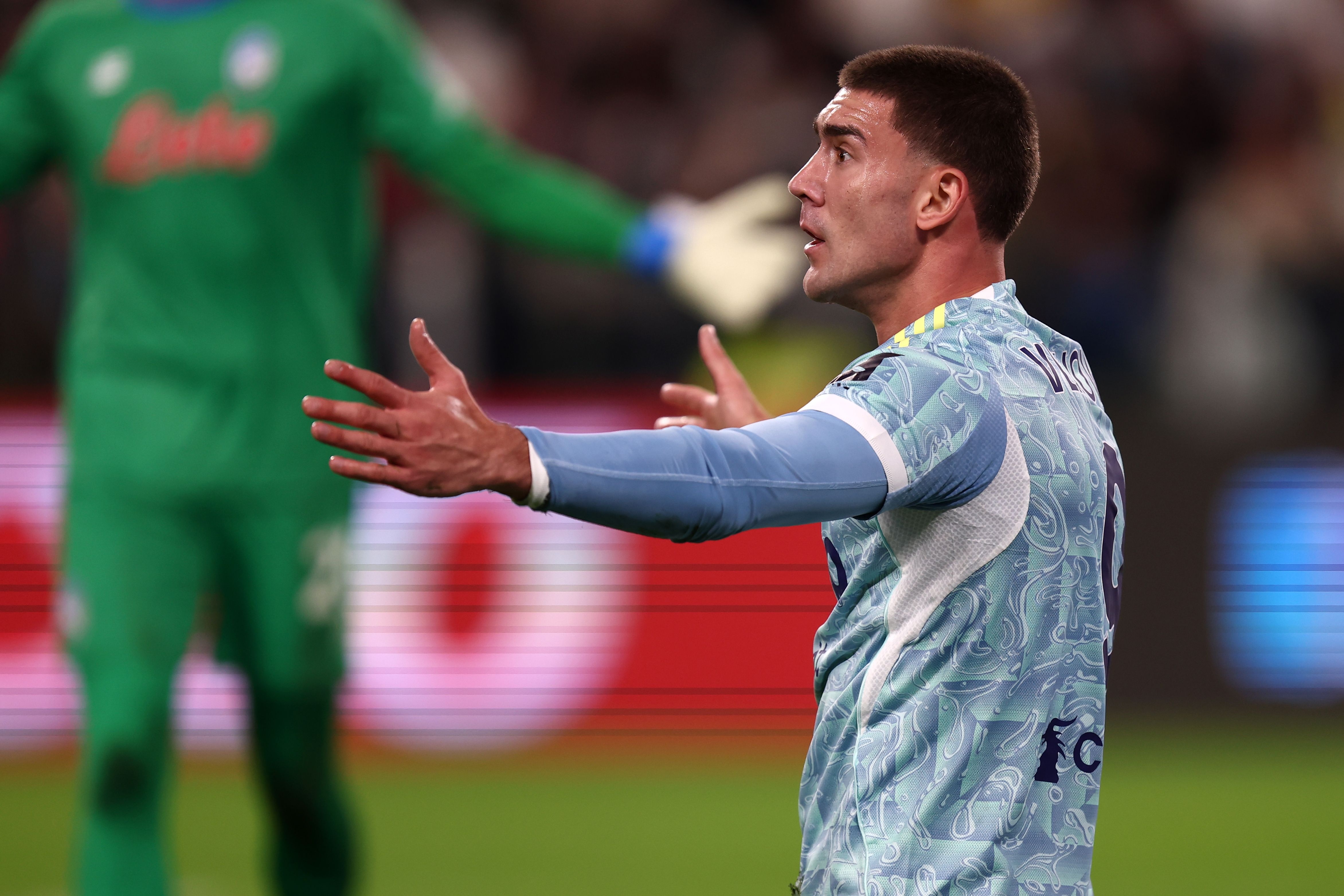 米体：尤文今夏想用弗拉霍维奇等价交换萨勒马科尔斯，但米兰拒绝