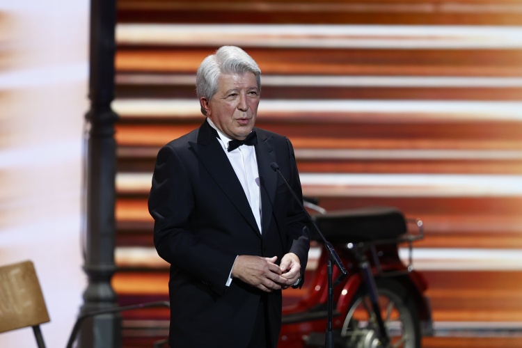 塞雷佐：马竞的赛季目标不仅是击败皇马，我们希望赢得冠军