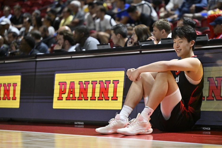 瀚森效应！拓记：开拓者的休赛期零售额同比增长了813%