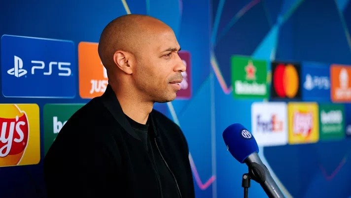 亨利：瓜帅说德布劳内喜欢为他人踢球，我认为他最接近大劳德鲁普