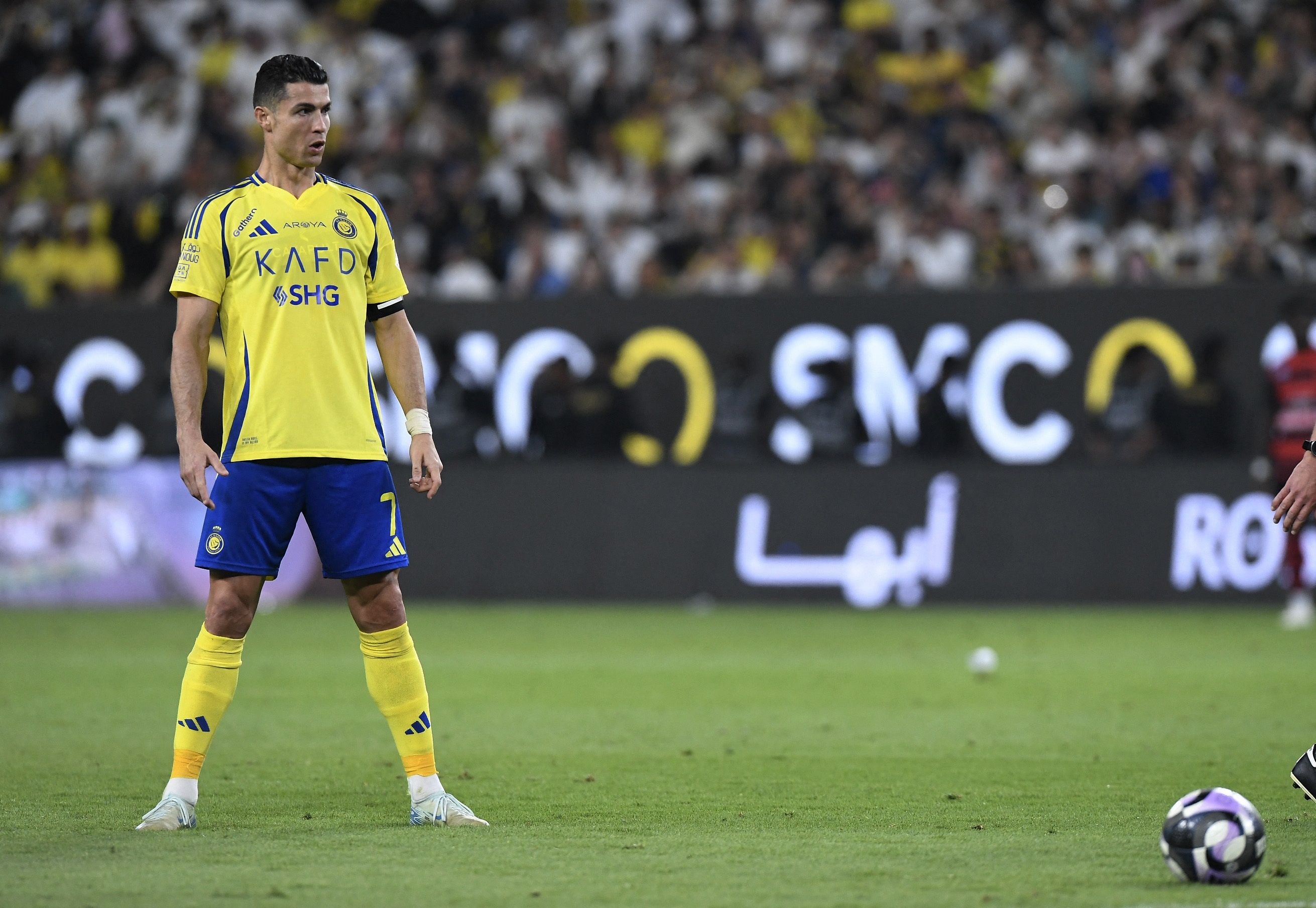 拳击教练：我很乐意和C罗坐下聊聊，我可以帮他提升心理素质