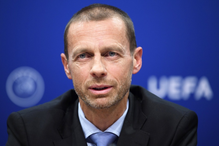 切费林：讲完C罗职业生涯成就得花超两小时，他绝对排在历史前三