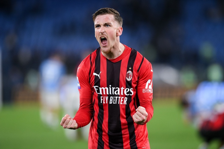 记者：萨勒马科尔斯在在米兰赢得稳定未来，有望进行续约