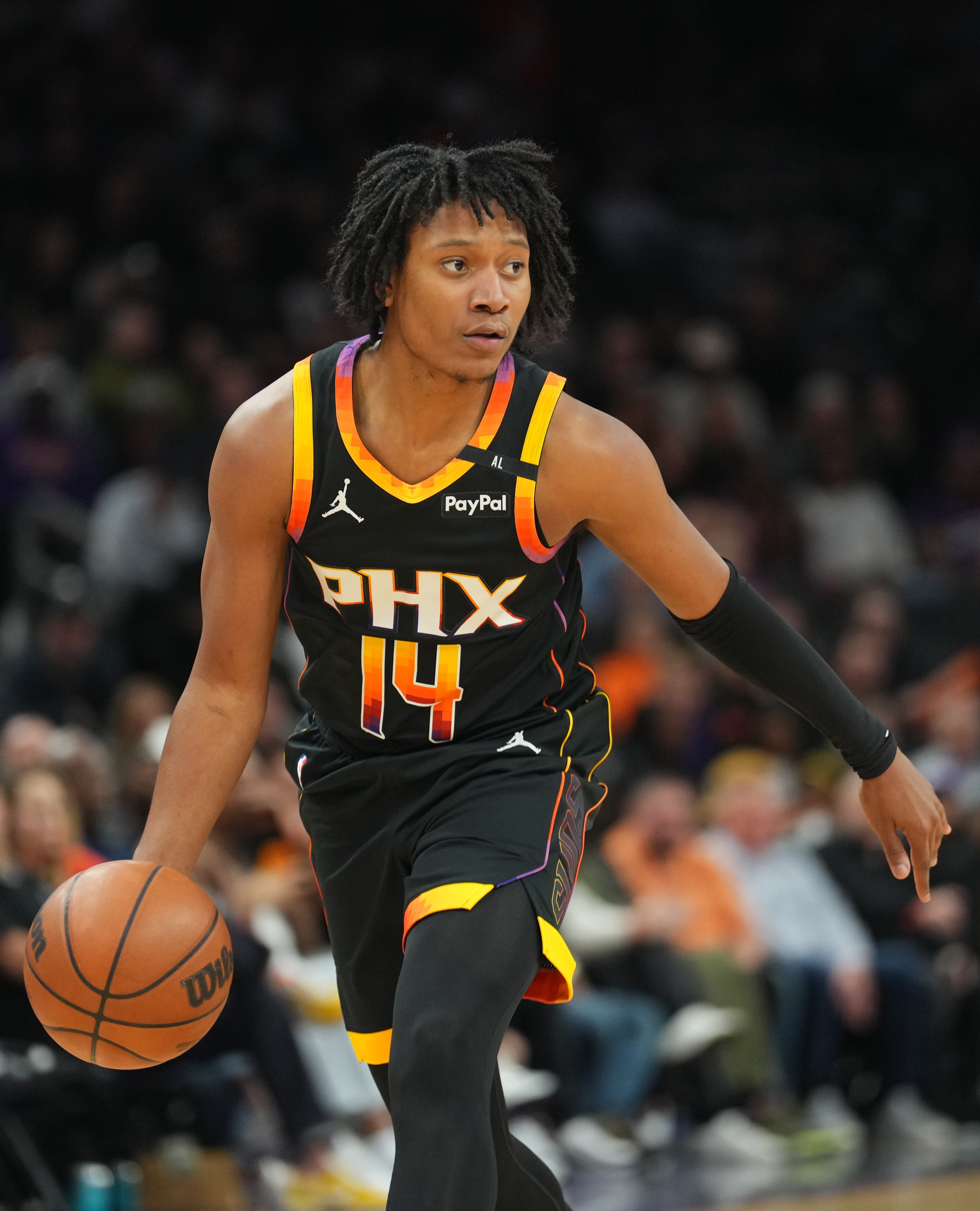 队记：快船将把小泰泰-华盛顿签回来 并裁掉普拉基达斯