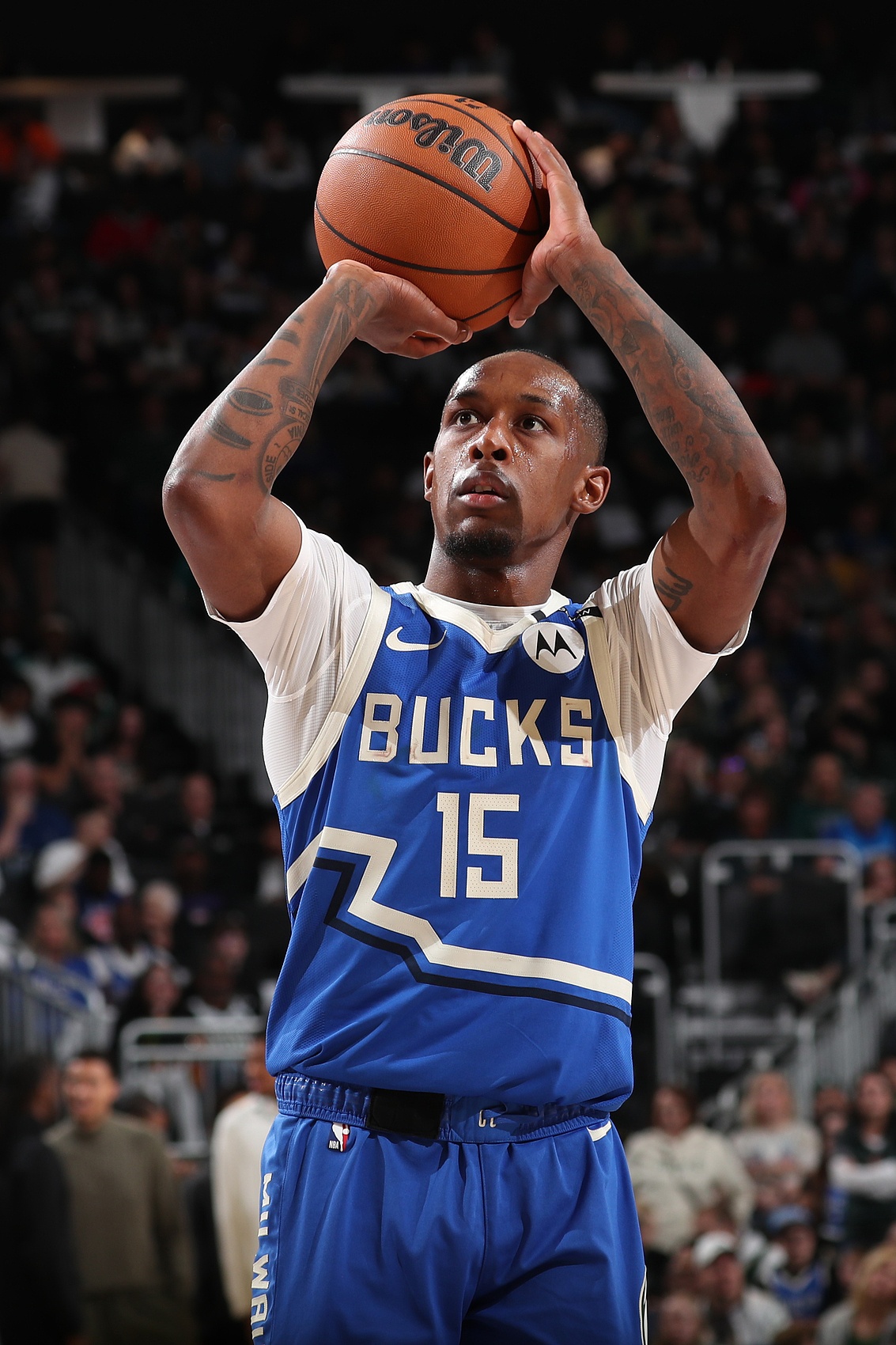 美记：雄鹿将裁掉双向合同球员贾马里-布耶 为签字母弟腾阵容空间