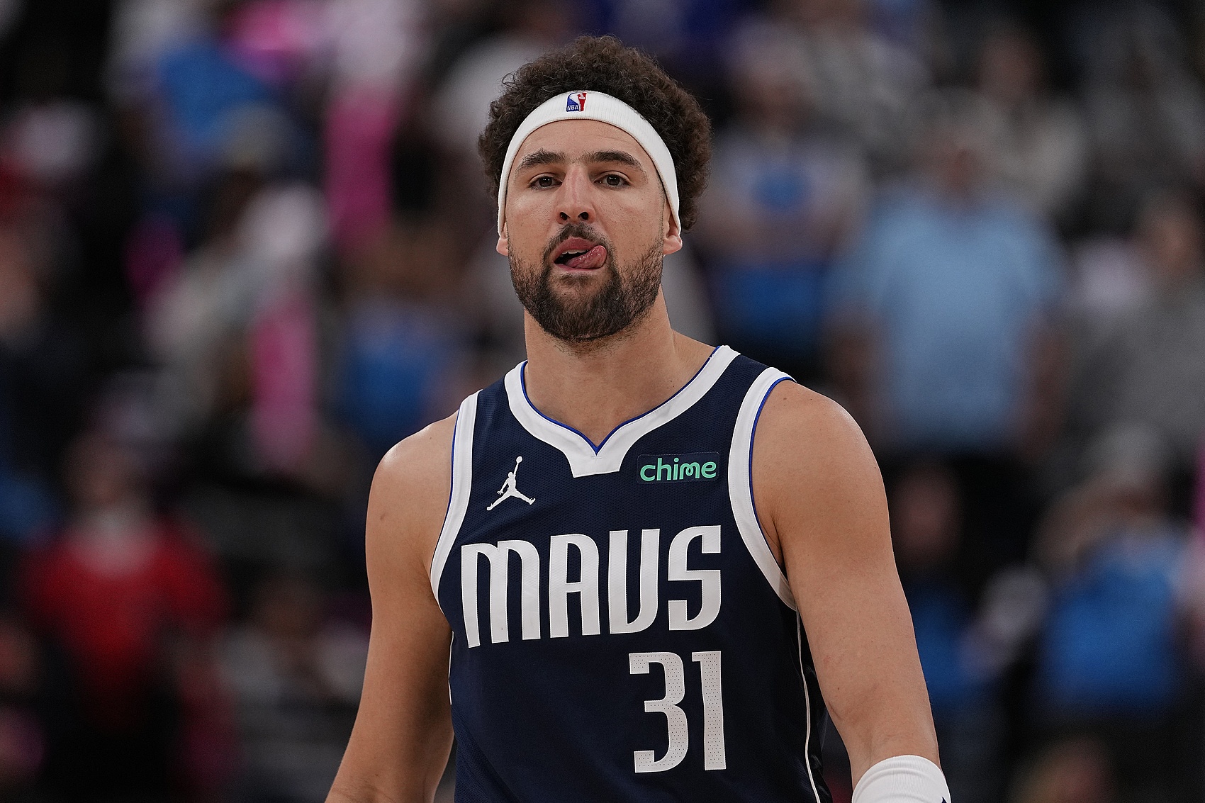 基德：克莱仍能保持竞争力 但不会要求他每天都主防三球这种球员